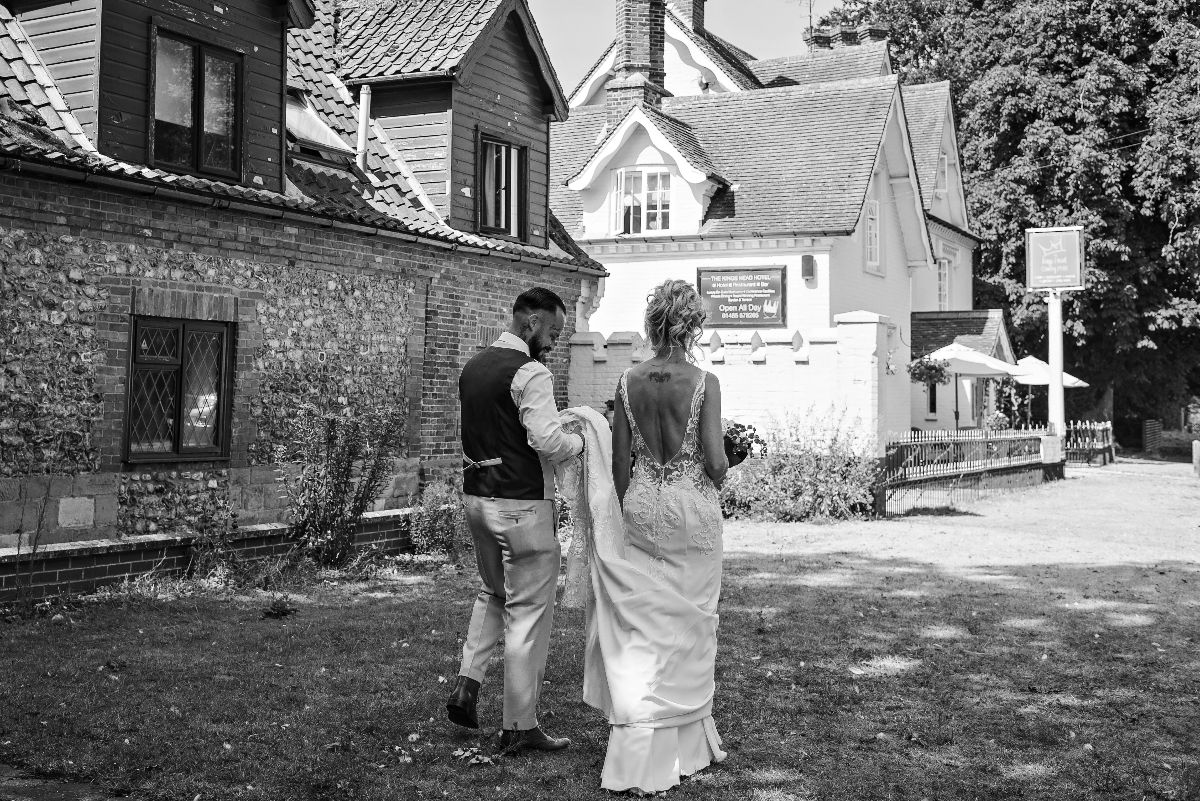 Gallery Item 8 for Kings of Norfolk Country Weddings