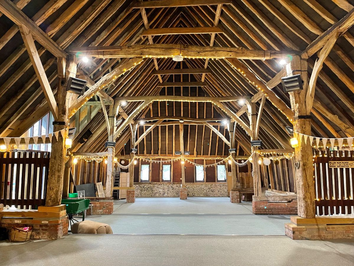 Gallery Item 3 for Farthingloe Barn